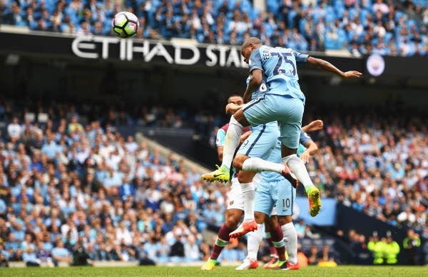  切尔西青训新星琼斯崭露头角  