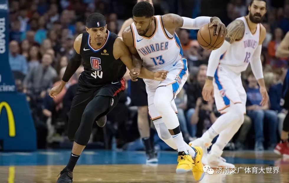  哈登准三双助力快船逆转雷霆止连败