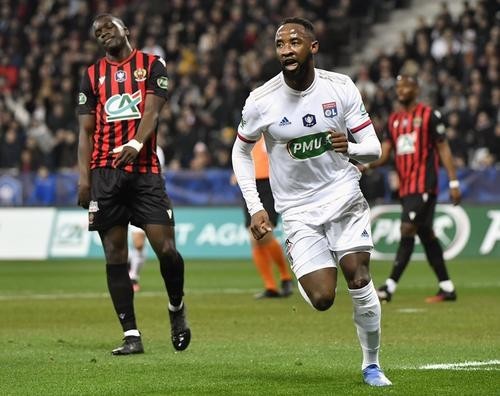  梅斯年轻门将横空出世，法甲新星闪耀扑救集锦  